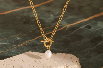 Vela Necklace